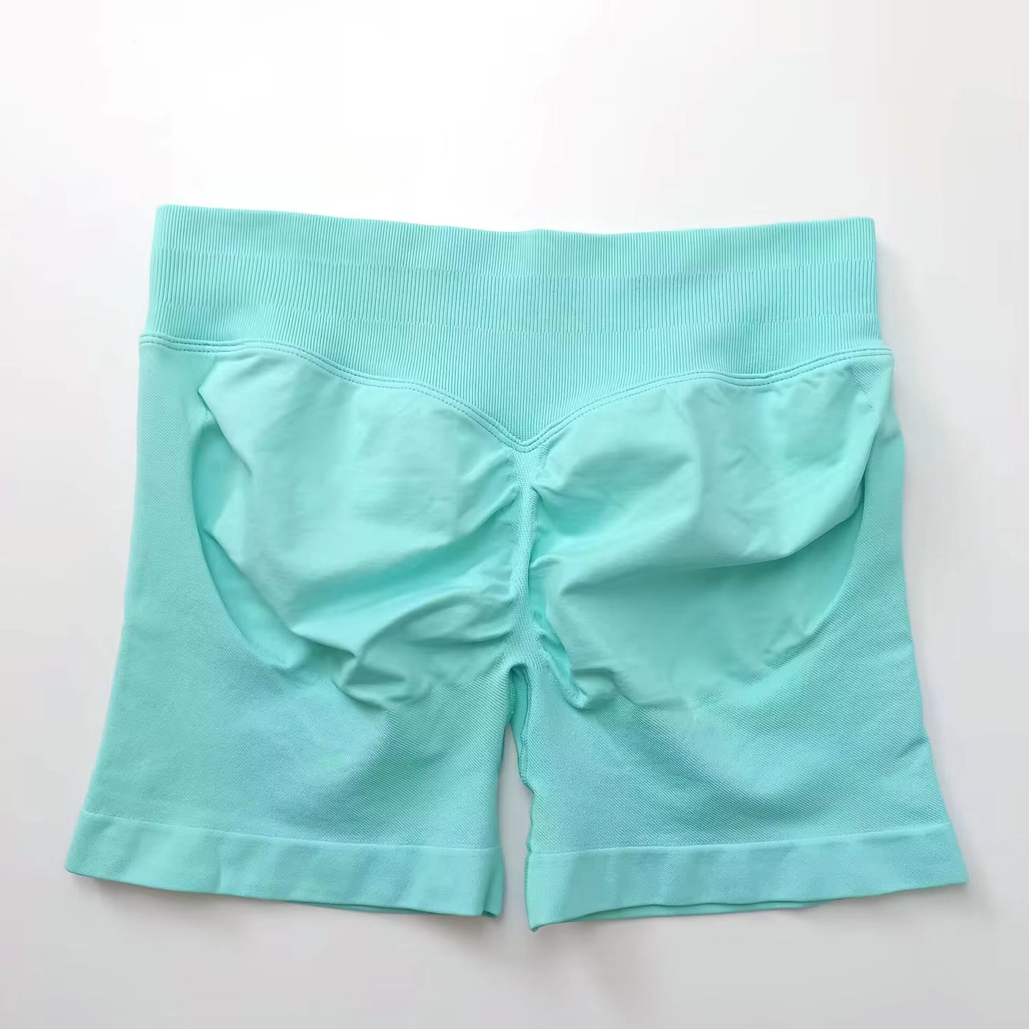 IMPACT SEAMLESS BIKER YOGA SHORTS