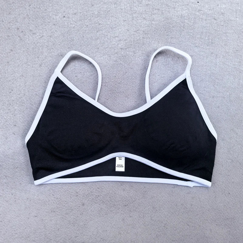 White Detail Legging and Sports Bra