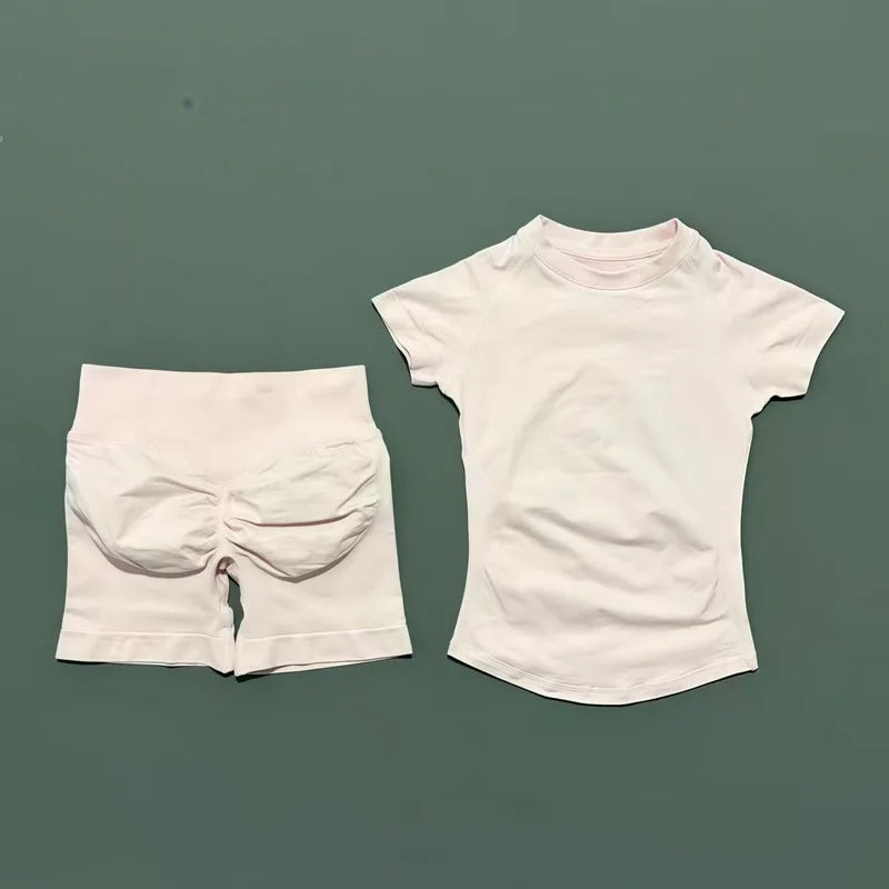 2 Pieces Short Sleeve Top and Seamless Scrunch Shorts Gym set 