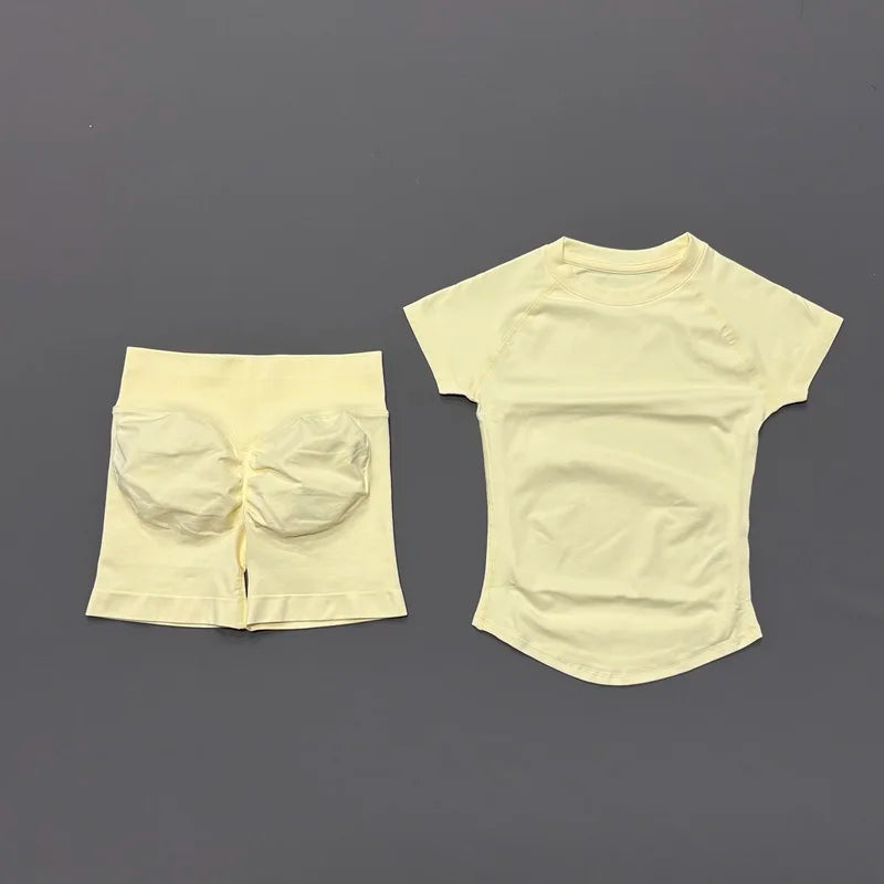 2 Pieces Short Sleeve Top and Seamless Scrunch Shorts Gym set 